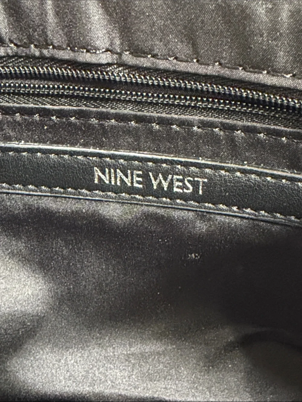 NWT’s Nine West Tinsel SLG Black Quilted  Clutch  Wristlet Catchall Bag